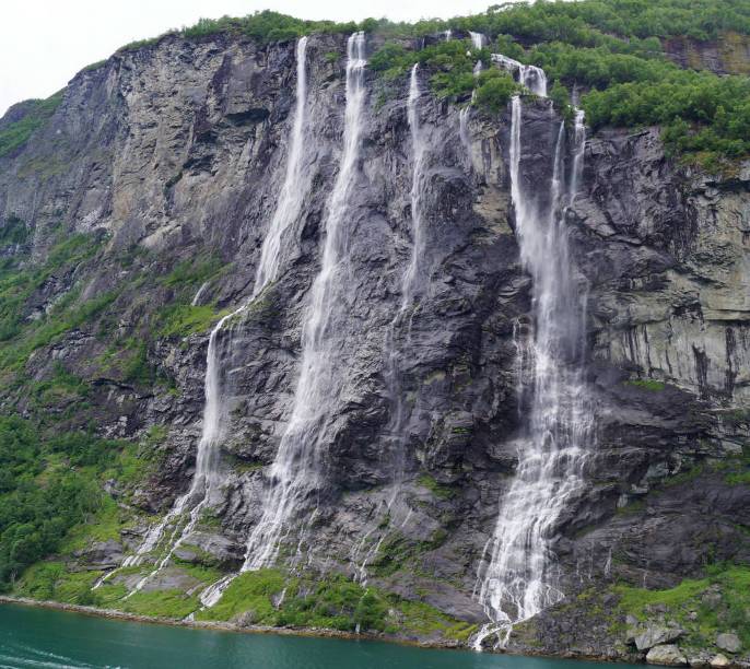 Tres Hermanas Falls tallest waterfall
