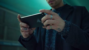 Razer smartphone with massive specs and stunning screen 2